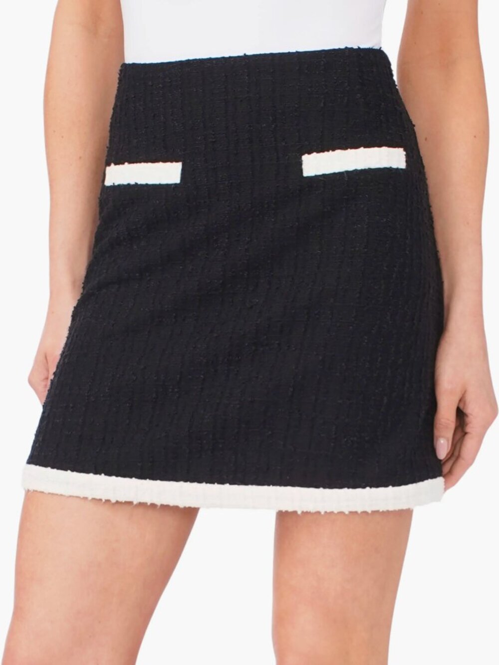 CeCe Patch Pocket Tweed Miniskirt - Rich Black - Size 4 - New With Tags - Picture 2 of 6